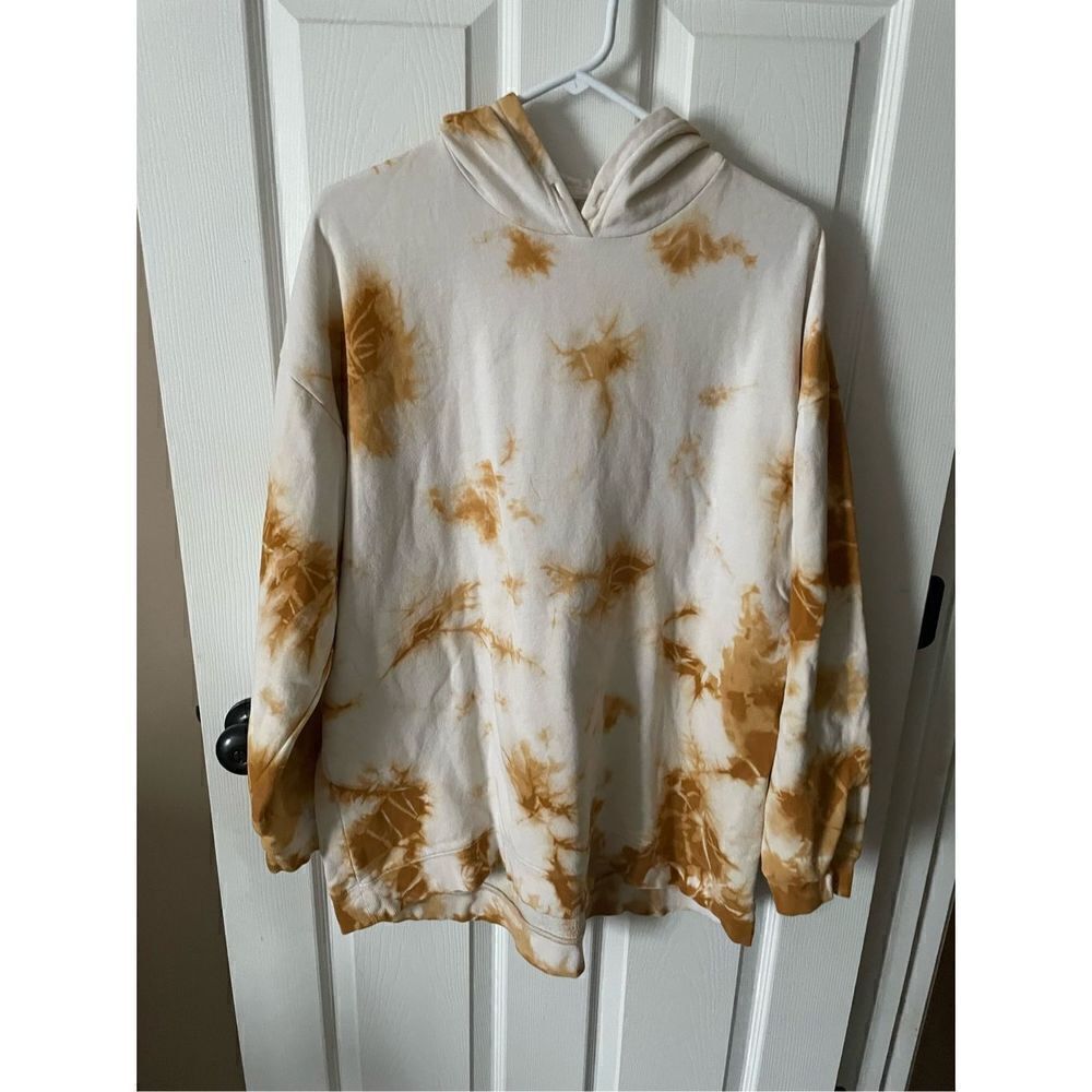 Urban Outfitters tie dye hooded sweatshirt size medium